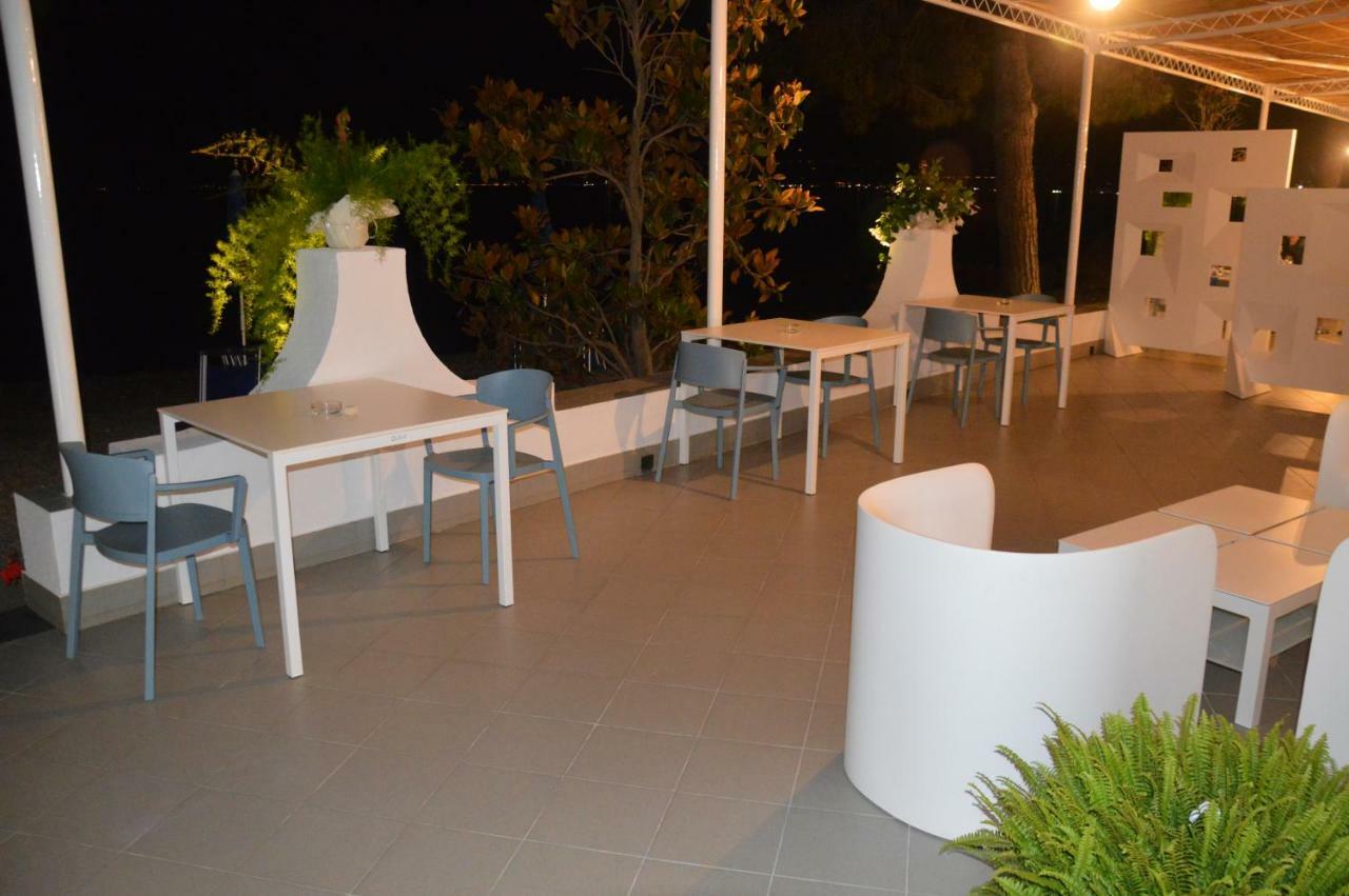 Hotel Riviera Lido มิลาซโซ ภายนอก รูปภาพ